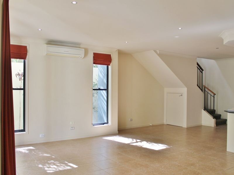 Carrara QLD 4211