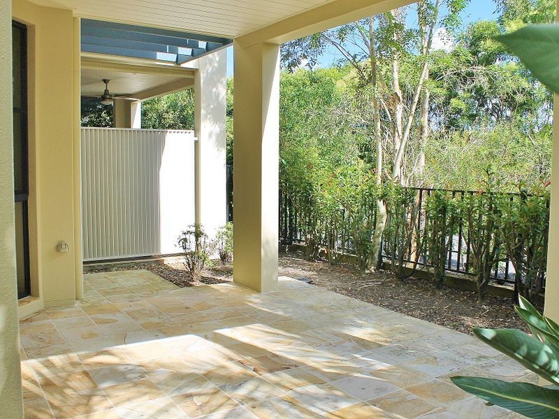 Carrara QLD 4211