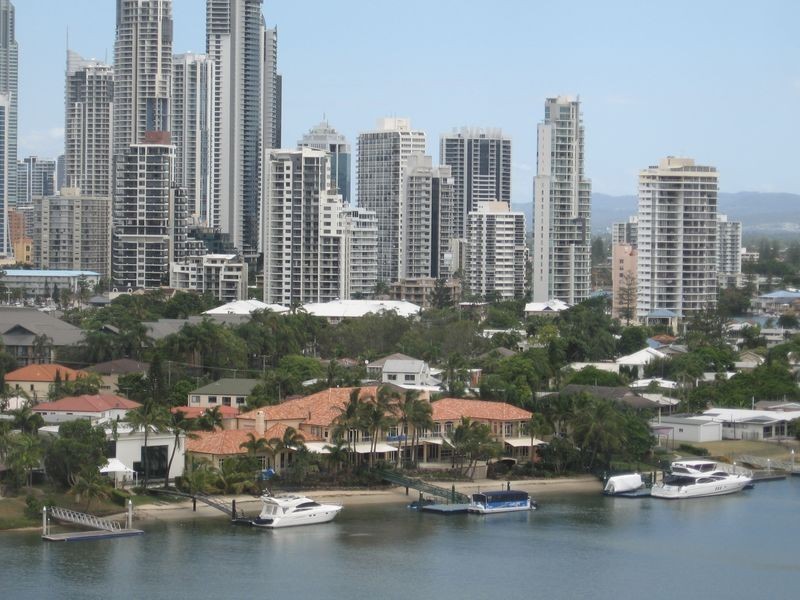 73/5 Admiralty Drive, Surfers Paradise QLD 4217