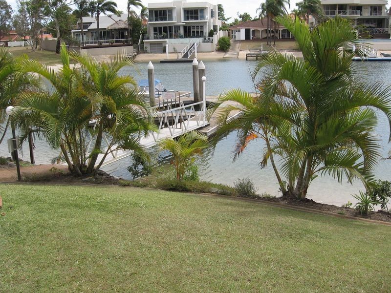 73/5 Admiralty Drive, Surfers Paradise QLD 4217