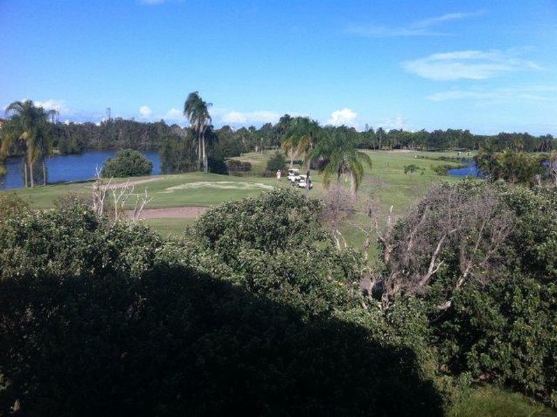 12/145 Palm Meadows Drive, Carrara QLD 4211