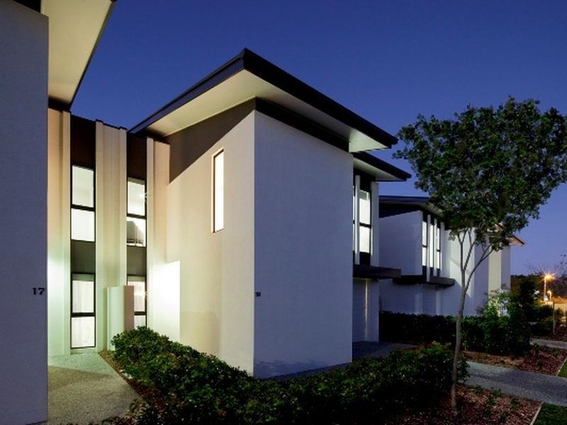 Pacific Pines QLD 4211