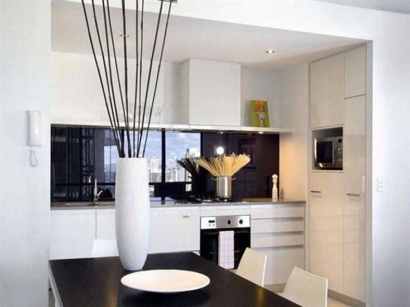 2083/9 Ferny Avenue, Surfers Paradise QLD 4217