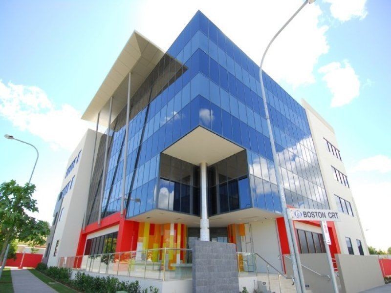 2 Boston Court, Varsity Lakes QLD 4227