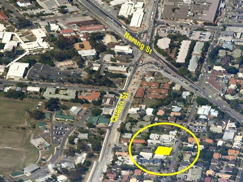 85 Pohlman St, Southport QLD 4215