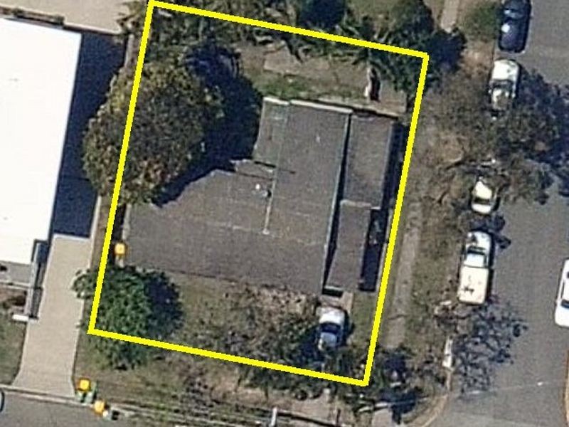 85 Pohlman St, Southport QLD 4215