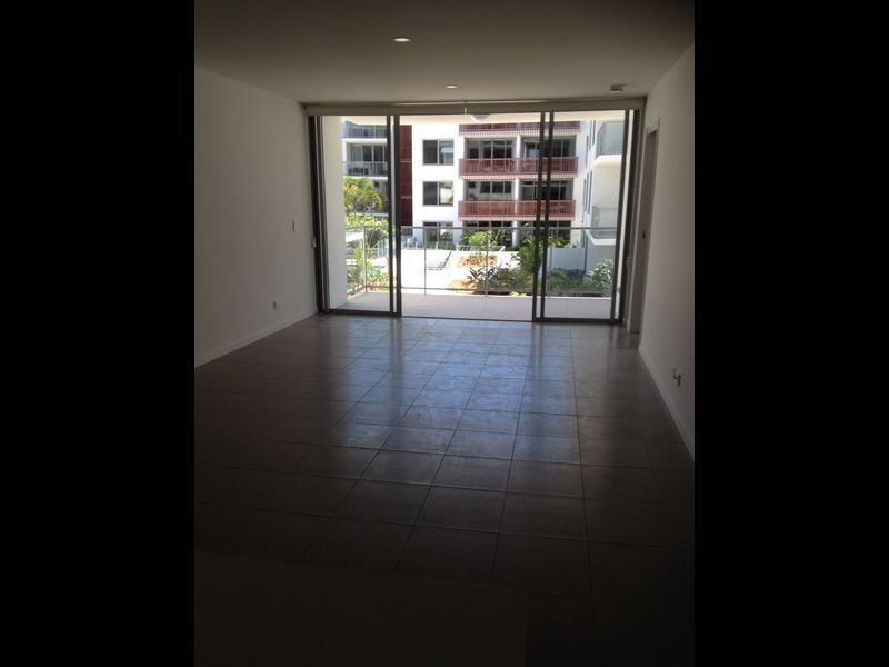 2212/7 Waterford Court, Bundall QLD 4217