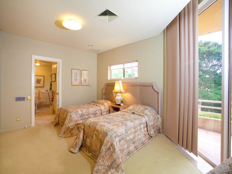 66 Cotlew Street, Ashmore QLD 4214