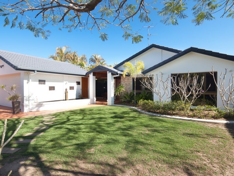 20 Kawana Crescent, Ashmore QLD 4214