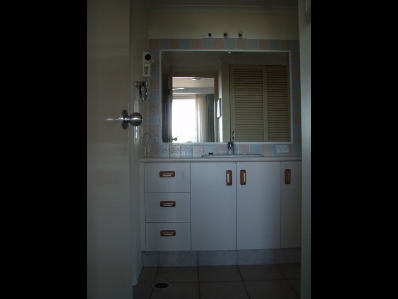 317/1 Paradise Island, Surfers Paradise QLD 4217
