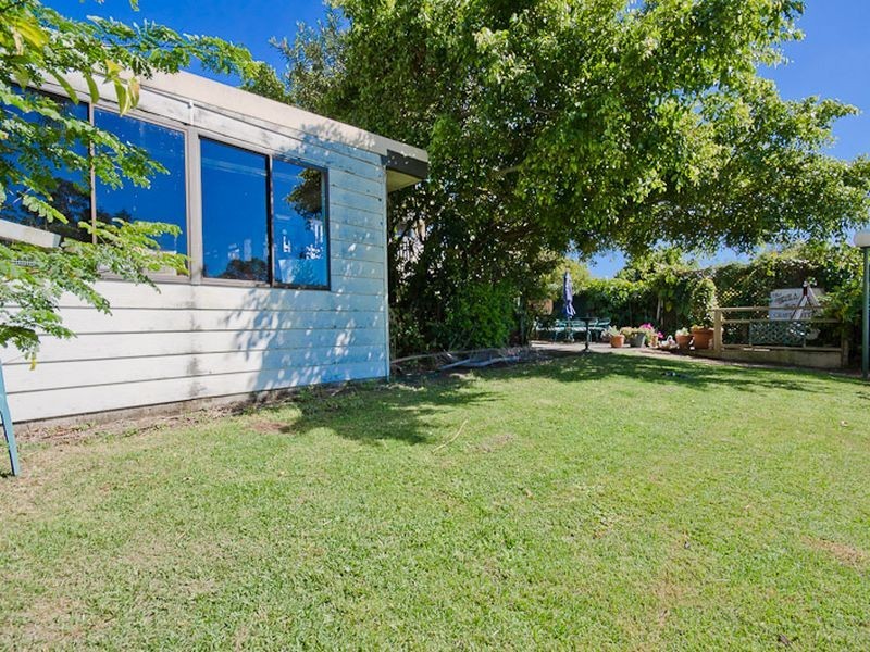 35 Bermuda Street, Broadbeach Waters QLD 4218