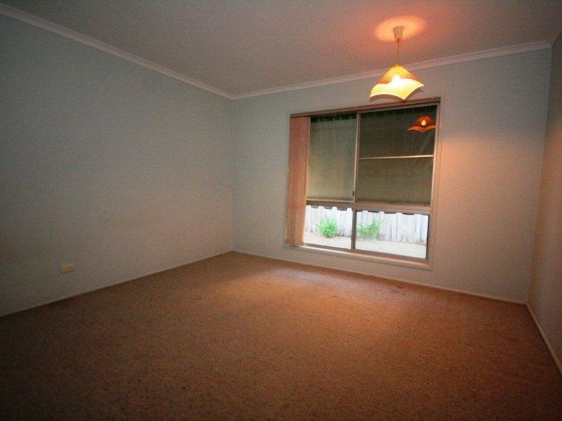 89 T E Peters Drive, Broadbeach Waters QLD 4218