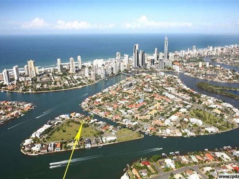 31 Southern Cross Drive, Surfers Paradise QLD 4217