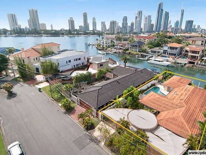 31 Southern Cross Drive, Surfers Paradise QLD 4217
