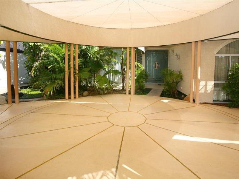 31 Southern Cross Drive, Surfers Paradise QLD 4217