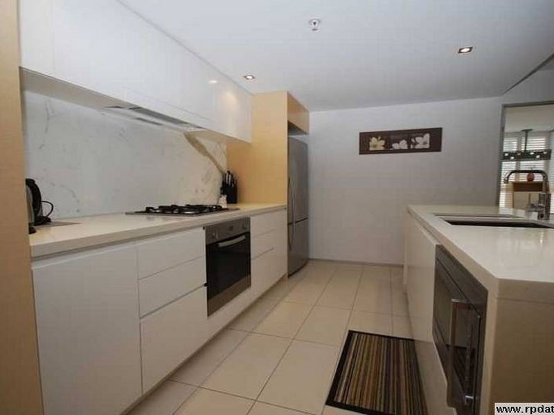 2045/2-14 The Esplanade, Burleigh Heads QLD 4220