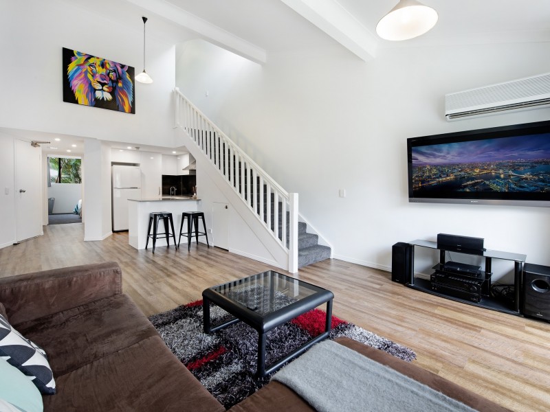 Apartment 71/43 Enderley Ave, Surfers Paradise QLD 4217