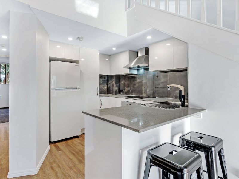 Apartment 71/43 Enderley Ave, Surfers Paradise QLD 4217