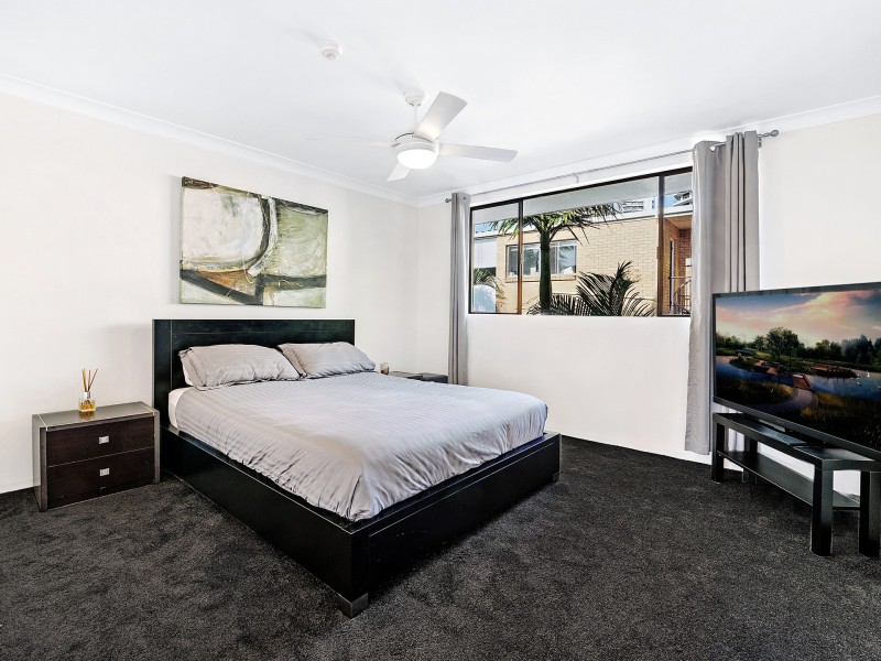 Apartment 71/43 Enderley Ave, Surfers Paradise QLD 4217