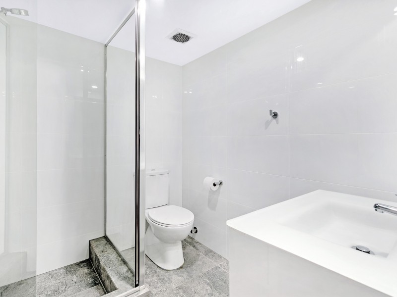 Apartment 71/43 Enderley Ave, Surfers Paradise QLD 4217