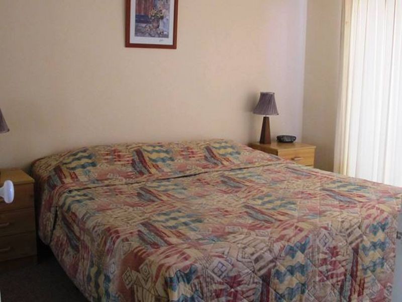 37/42 Beach Pde, Surfers Paradise QLD 4217