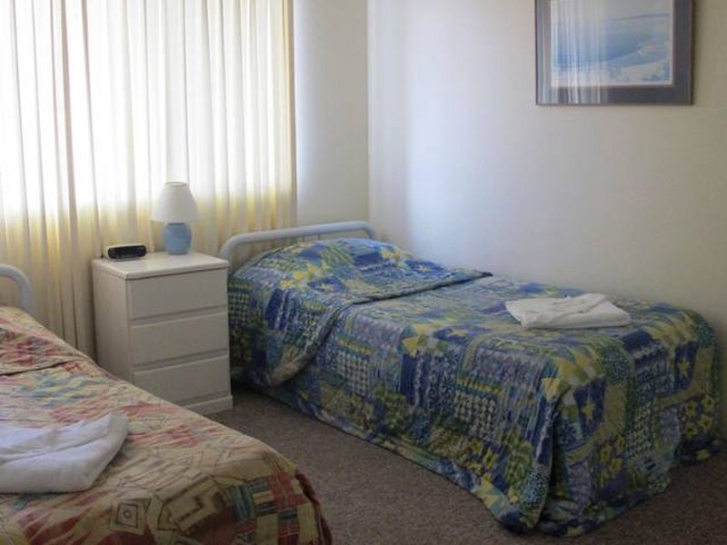 37/42 Beach Pde, Surfers Paradise QLD 4217