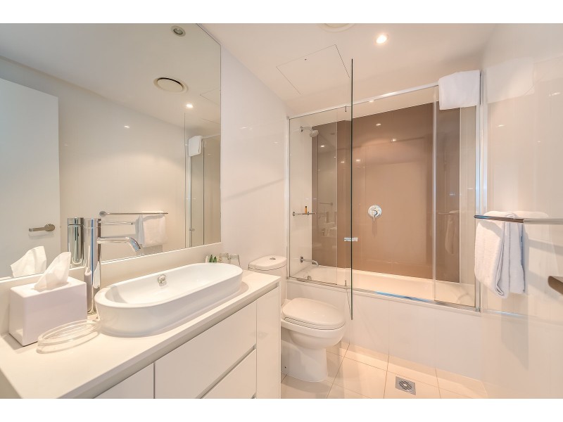 Unit 24502/3113 Surfers Paradise Blvd, Surfers Paradise QLD 4217