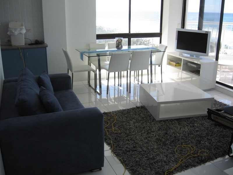 21/60 The Esplanade, Surfers Paradise QLD 4217