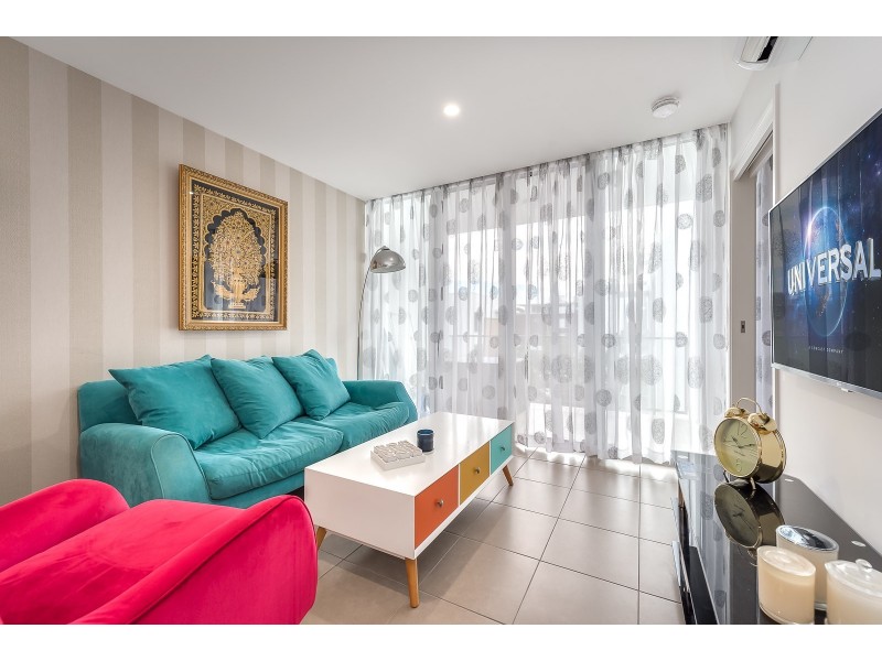 Apartment 1305/6-8 Waterford Ct, Bundall QLD 4217