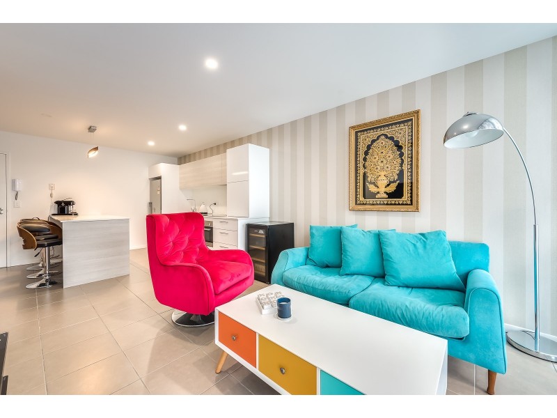Apartment 1305/6-8 Waterford Ct, Bundall QLD 4217