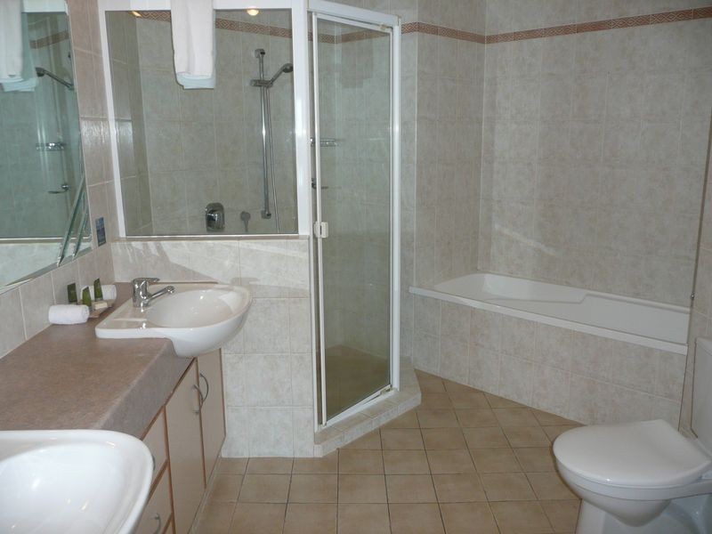 904/3400 Gold Coast Highway, Surfers Paradise QLD 4217