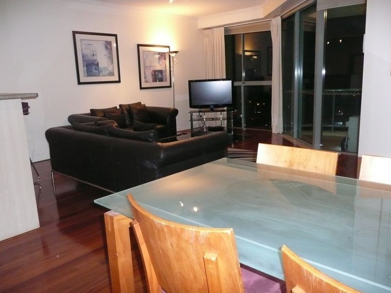 904/3400 Gold Coast Highway, Surfers Paradise QLD 4217