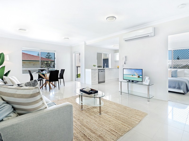 17/39 Frank Street, Labrador QLD 4215