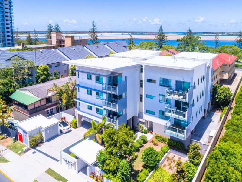 17/39 Frank Street, Labrador QLD 4215