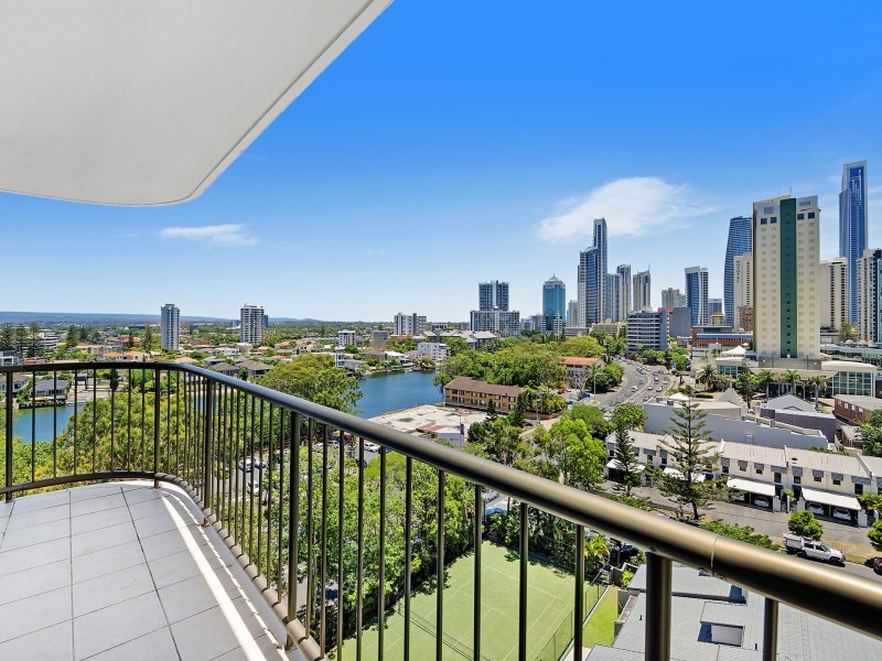 Unit 43/43 Enderley Av, Surfers Paradise QLD 4217