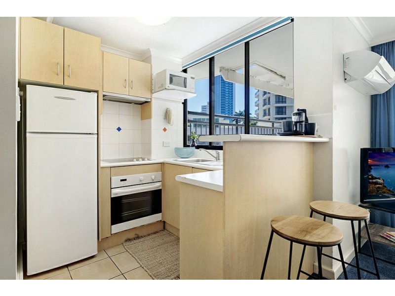 18 Hanlan Street, Surfers Paradise QLD 4217