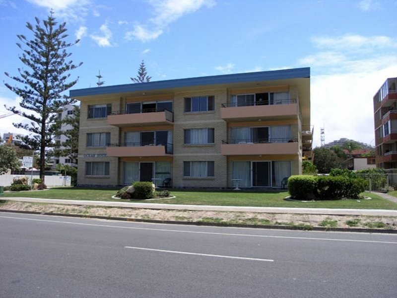 171 Old Burleigh Road, Broadbeach QLD 4218