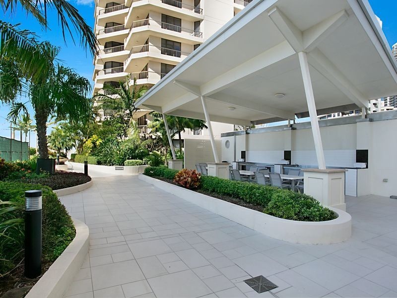 3 Hanlan Street, Surfers Paradise QLD 4217