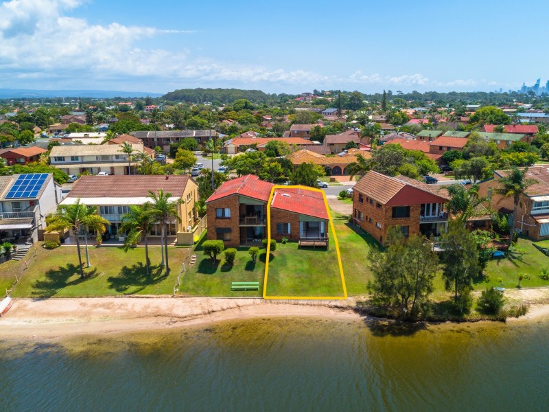 Unit 1/20 Sunbird Street, Burleigh Waters QLD 4220