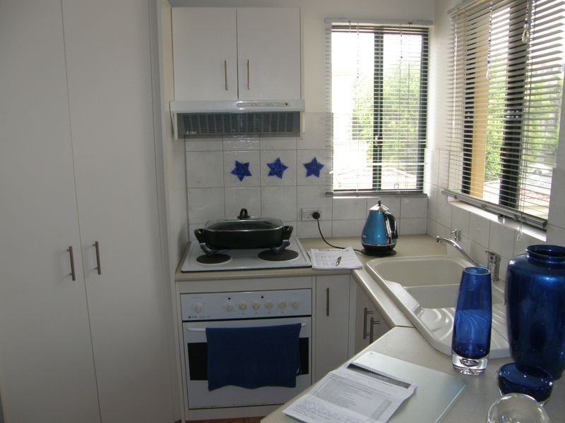15/10-12 Spendelove Avenue, Southport QLD 4215