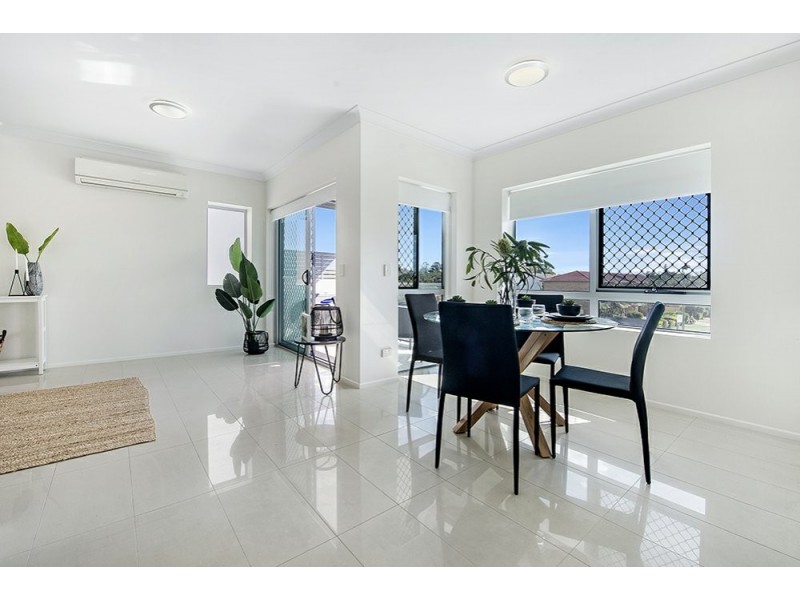 6/39 Frank Street, Labrador QLD 4215