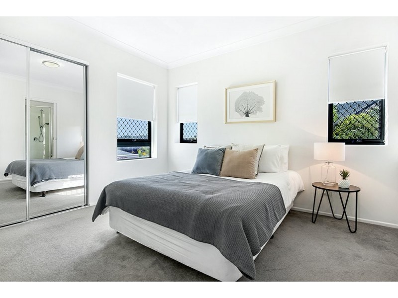 6/39 Frank Street, Labrador QLD 4215