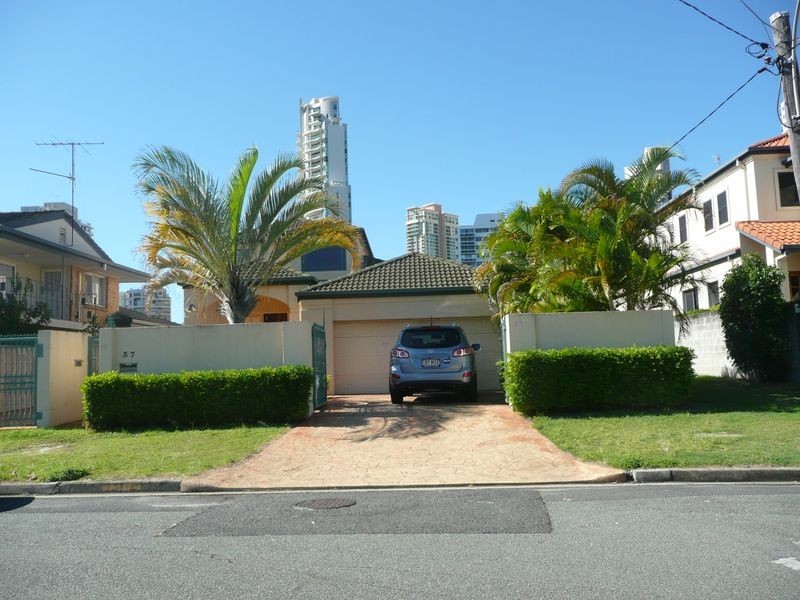 37 Stanhill Drive, Surfers Paradise QLD 4217