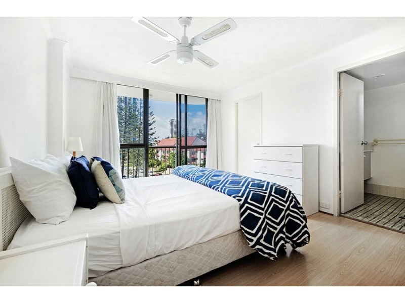 Unit 16/43 Enderley Ave, Surfers Paradise QLD 4217