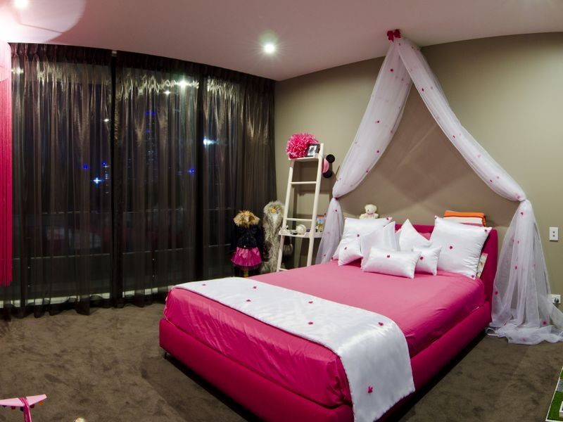 46 Amalfi Drive, Surfers Paradise QLD 4217