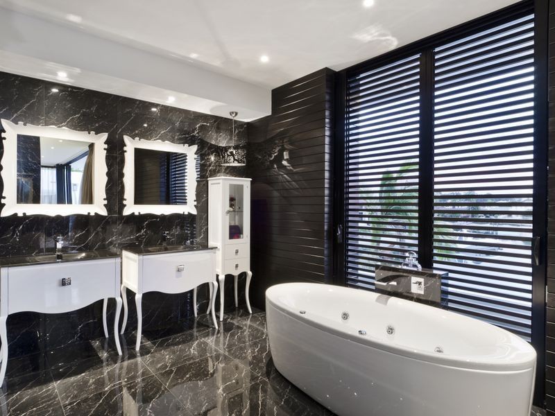 46 Amalfi Drive, Surfers Paradise QLD 4217