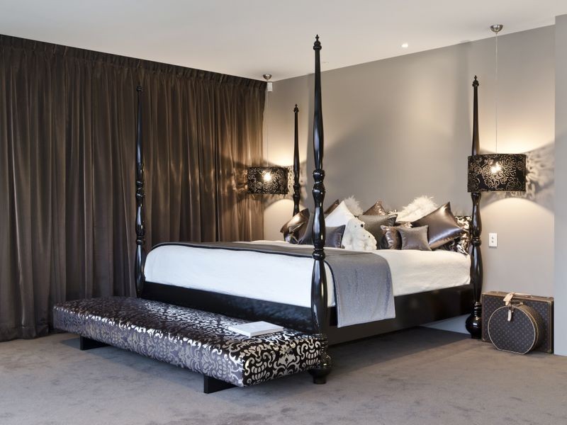 46 Amalfi Drive, Surfers Paradise QLD 4217