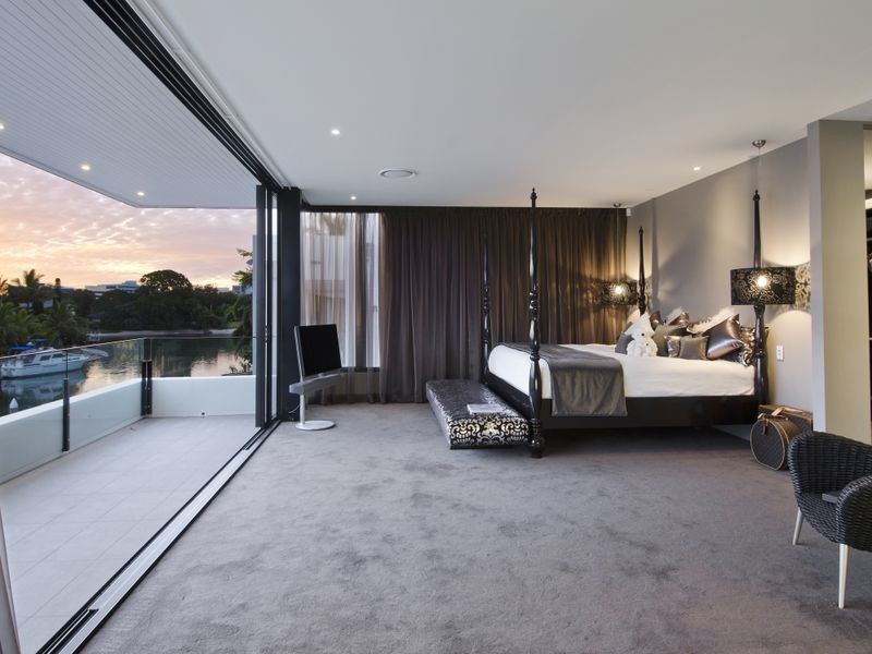 46 Amalfi Drive, Surfers Paradise QLD 4217