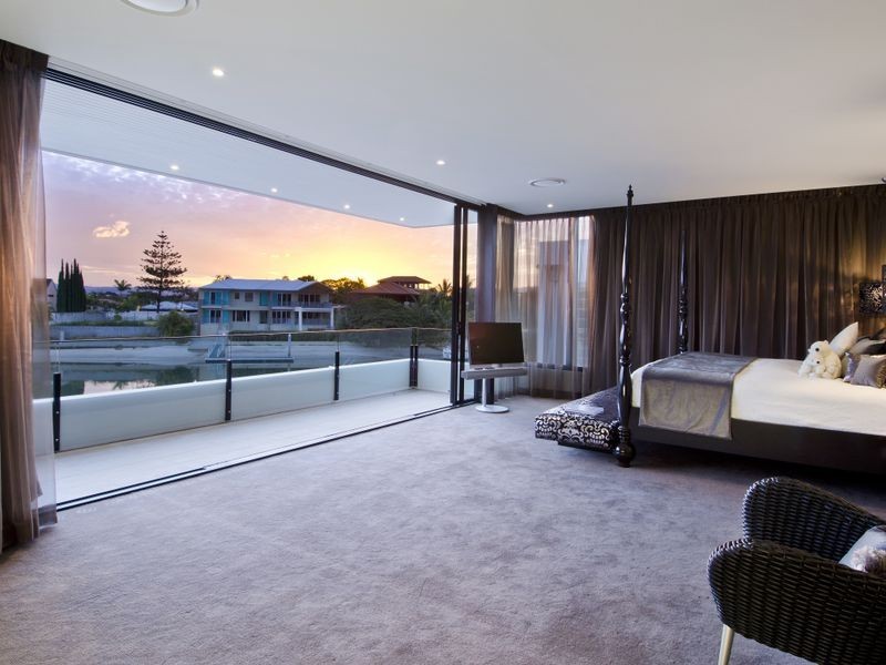 46 Amalfi Drive, Surfers Paradise QLD 4217