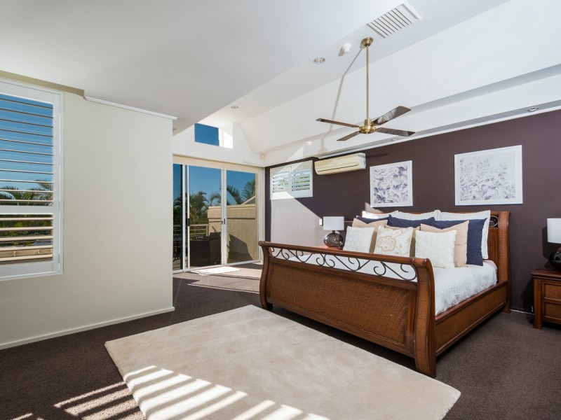 7013 Marine Drive East, Sanctuary Cove QLD 4212